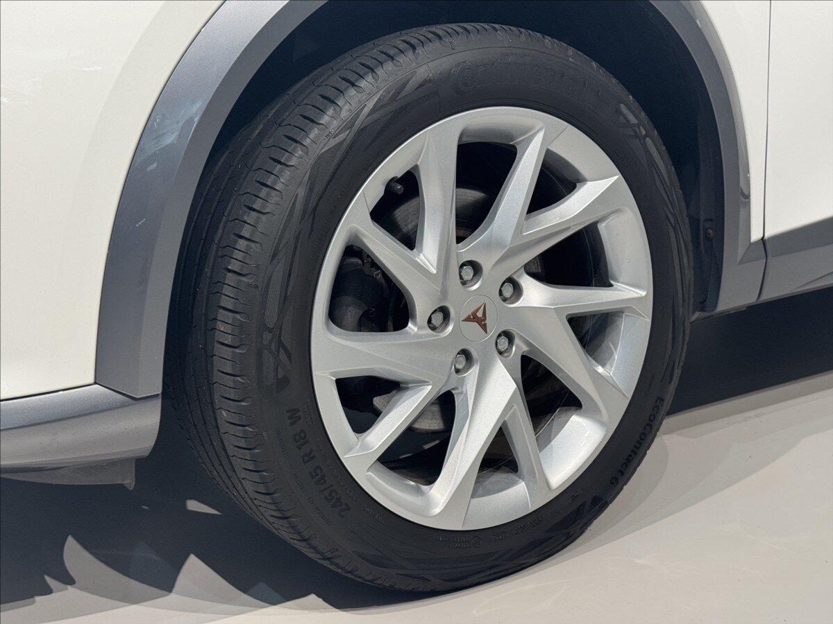 Cupra Formentor SUV / Terénní 1,5 l 110 kw