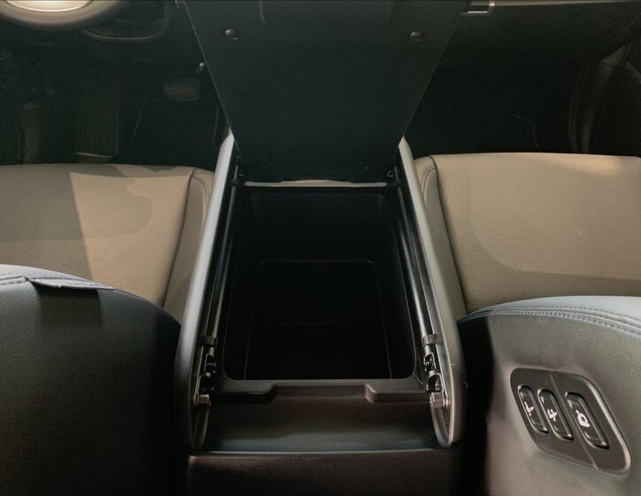 Hyundai Santa Fe SUV / Terénní 1,6 l 117 kw