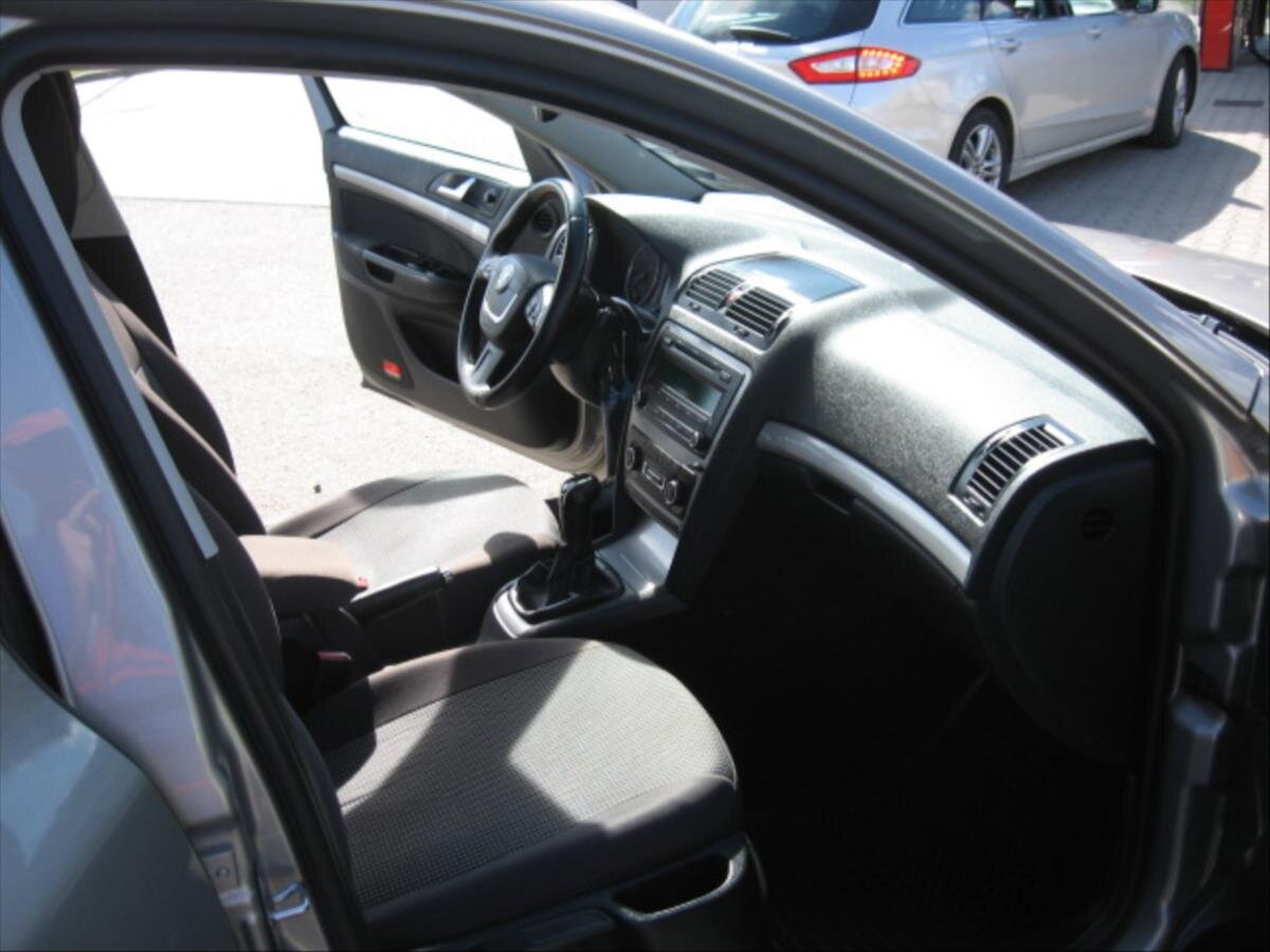 Škoda Octavia Kombi 2,0 l 103 kw
