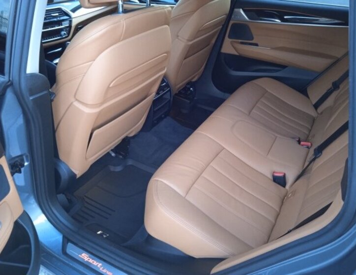 BMW Řada 6 Liftback 3,0 l 195 kw