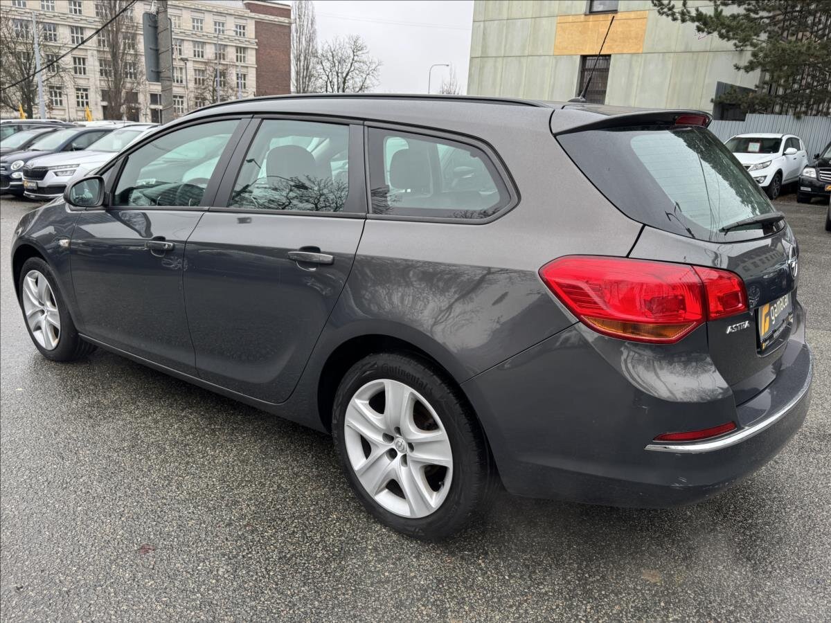 Opel Astra Kombi 1,4 l 103 kw