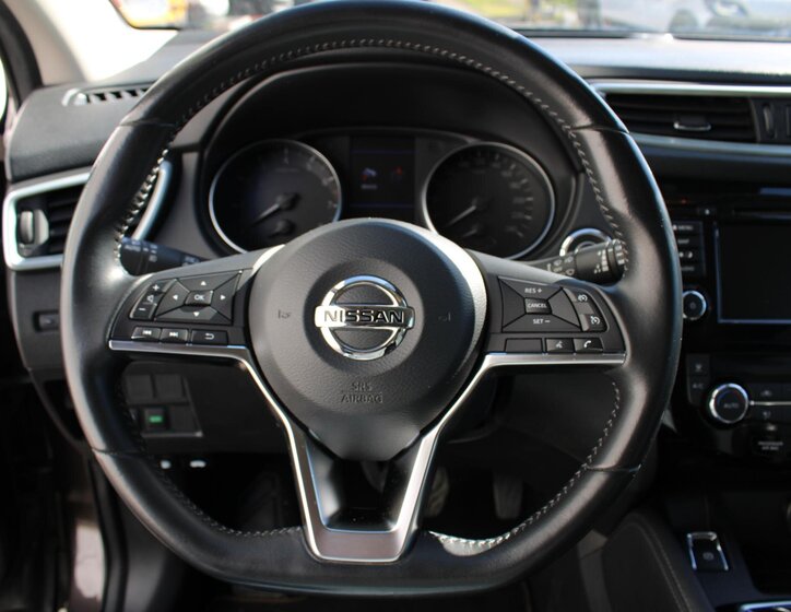 Nissan Qashqai SUV / Terénní 1,3 l 117 kw