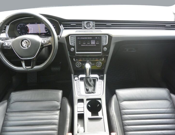 Volkswagen Passat Kombi 2,0 l 176 kw