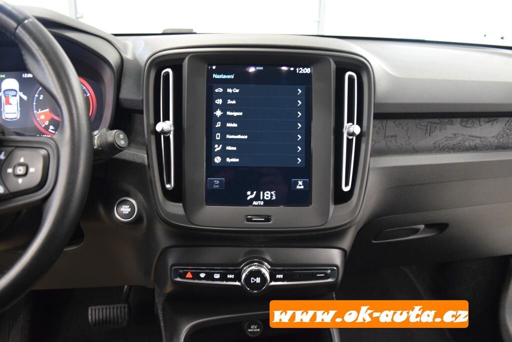 Volvo XC40 SUV / Terénní 0,0 95 kw