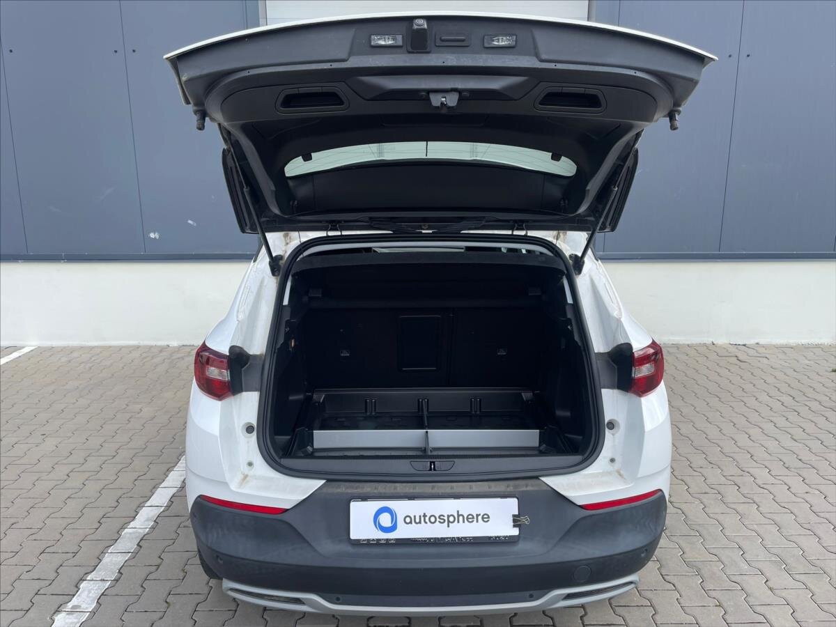 Opel Grandland X SUV 2,0 l 130 kw