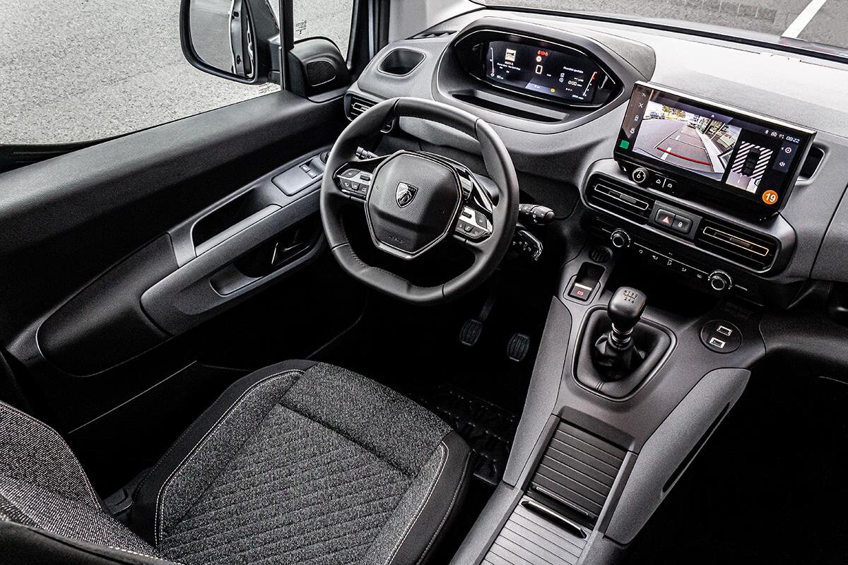 Peugeot Rifter MPV 1,5 l 96 kw