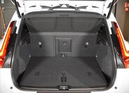 Volvo XC40 SUV / Terénní 2,0 l 120 kw