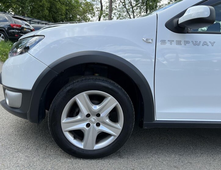 Dacia Sandero Hatchback 1,5 l 66 kw