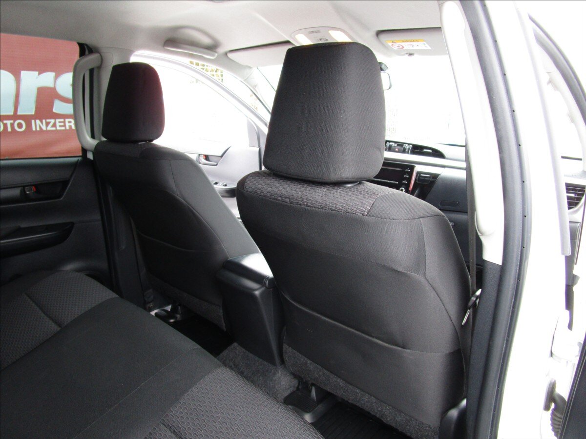 Toyota Hilux Pick-up 2,4 l 110 kw
