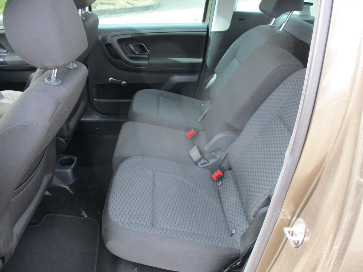 Škoda Roomster MPV 1,6 l 66 kw