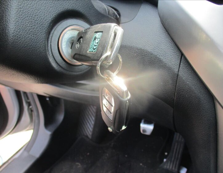 SsangYong Tivoli Hatchback 1,6 l 85 kw