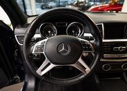 Mercedes-Benz GL SUV 4,7 l 320 kw