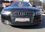 Audi A8 8