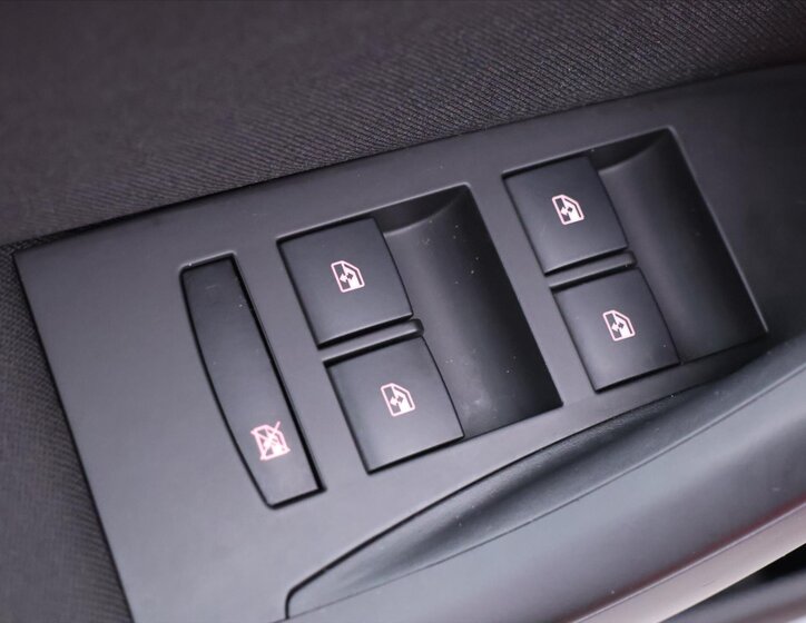 Opel Astra Hatchback 1,4 l 88 kw