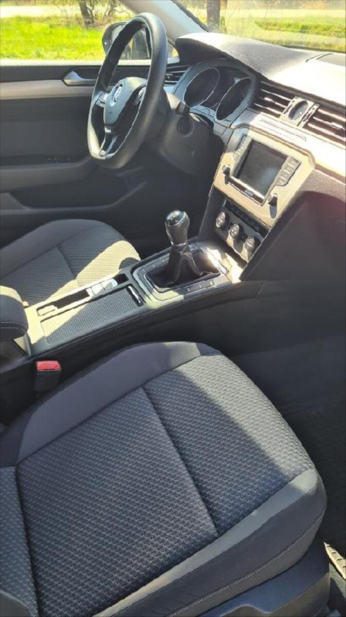 Volkswagen Passat Kombi 0,0 110 kw