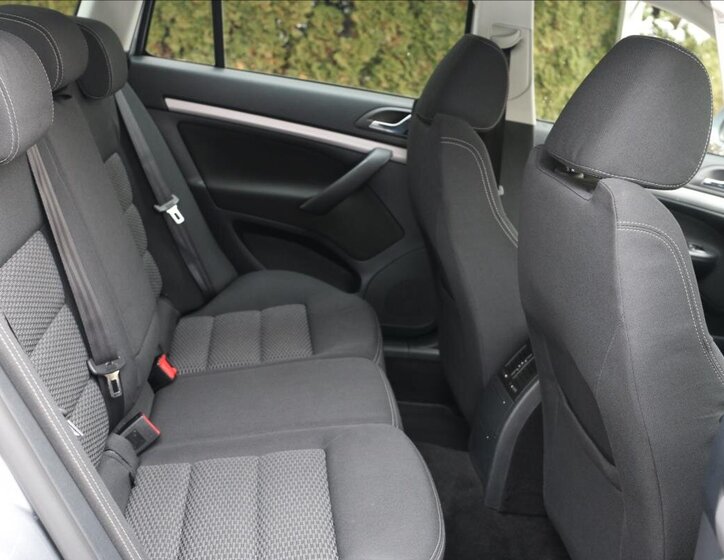 Škoda Octavia Kombi 1,6 l 77 kw