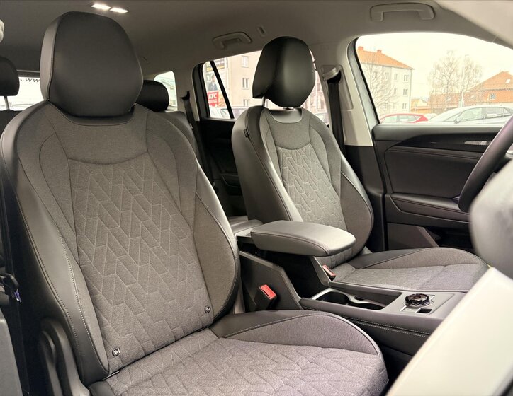 Volkswagen Tayron SUV 2,0 l 110 kw