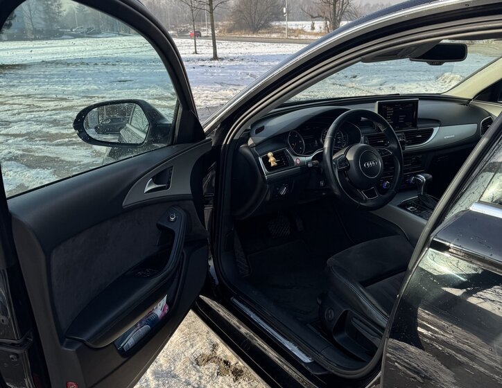 Audi A6 Sedan 3,0 l 180 kw