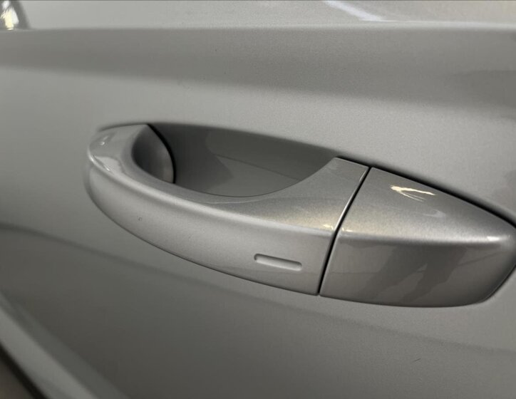 Škoda Karoq SUV 1,5 l 110 kw