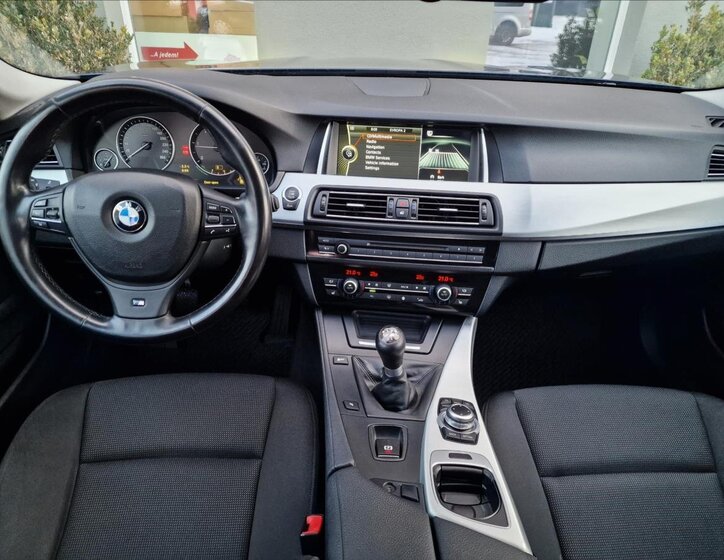 BMW Řada 5 Kombi 2,0 l 135 kw