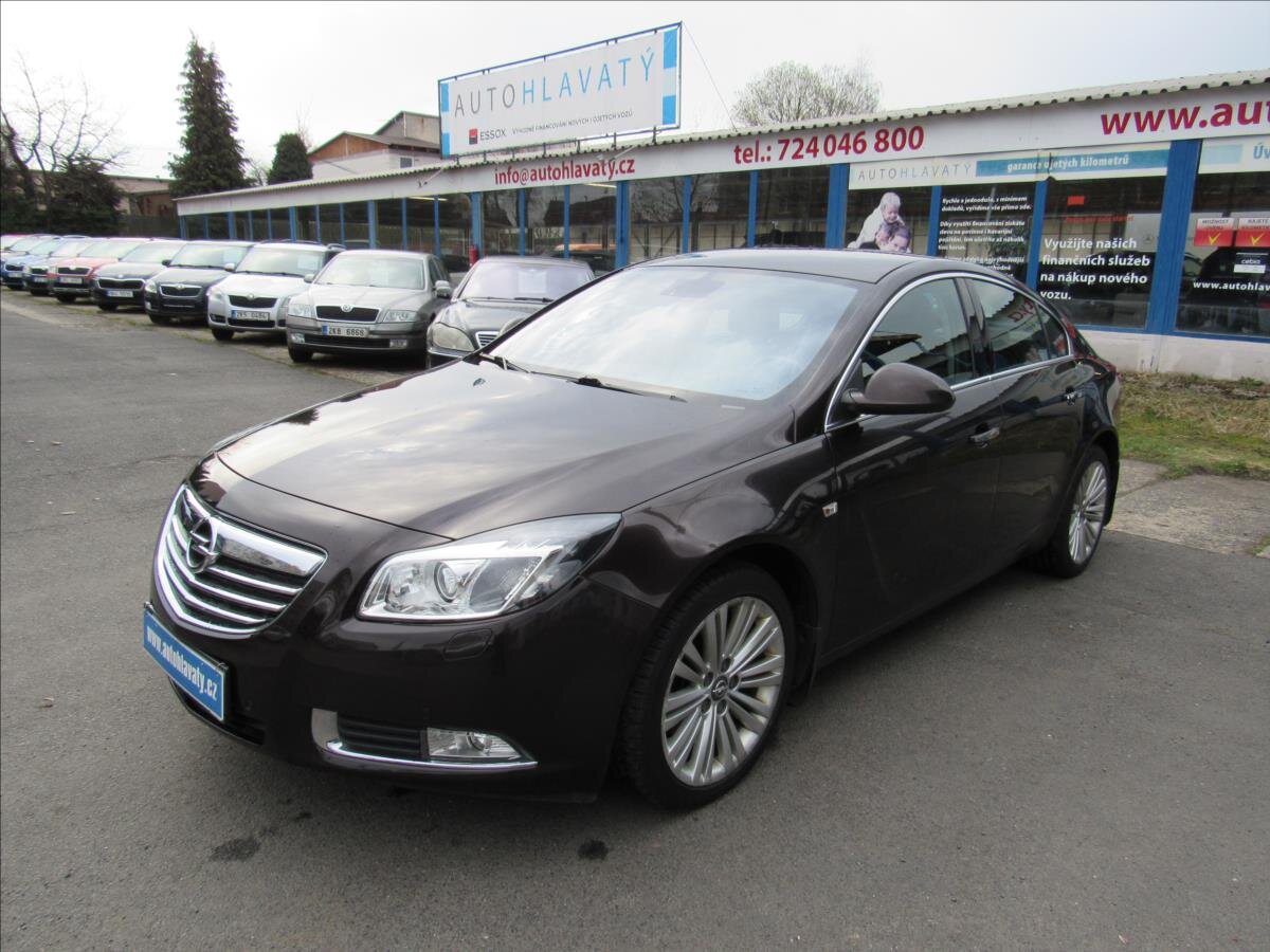 Opel Insignia Sedan / Limuzína 2,0 l 118 kw