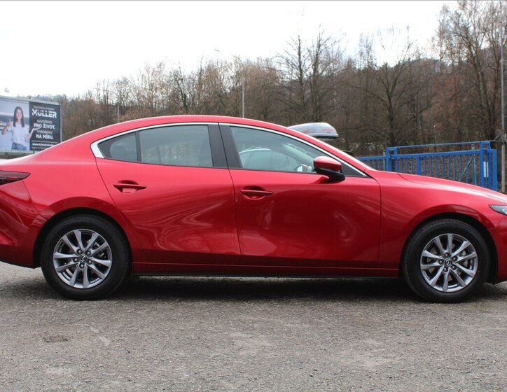 Mazda 3 Sedan 2,0 l 90 kw