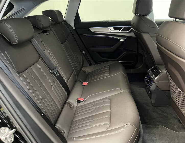 Audi A6 Allroad Kombi 3,0 l 253 kw