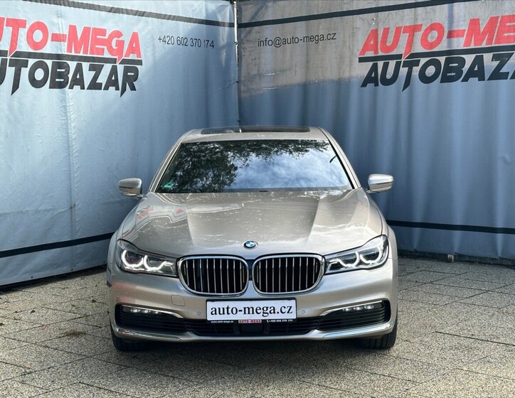 BMW Řada 7 2