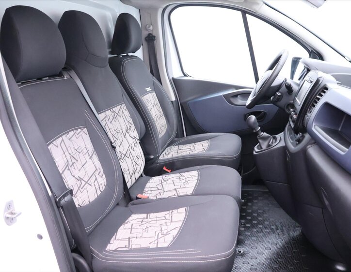 Opel Vivaro Ostatní 1,6 l 89 kw