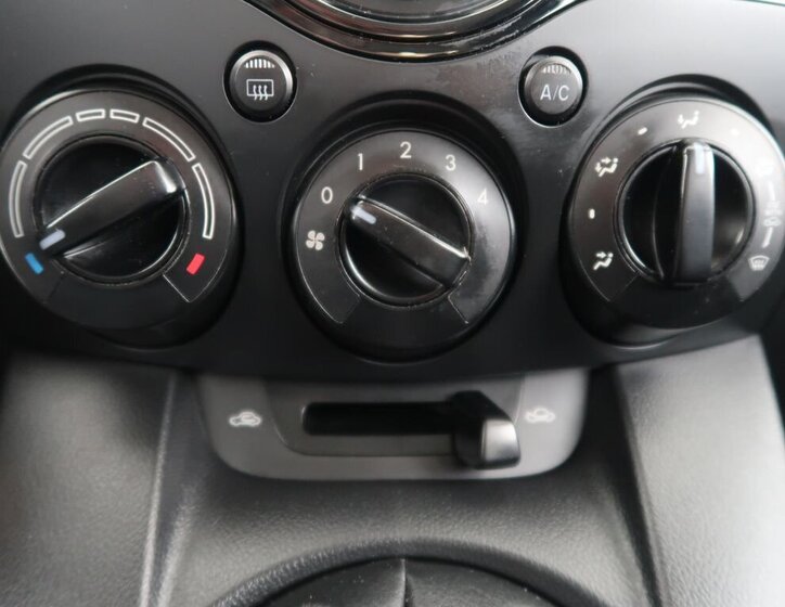 Mazda 2 Hatchback 1,3 l 55 kw