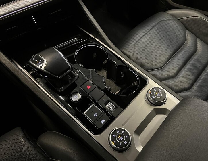 Volkswagen Touareg SUV 3,0 l 210 kw