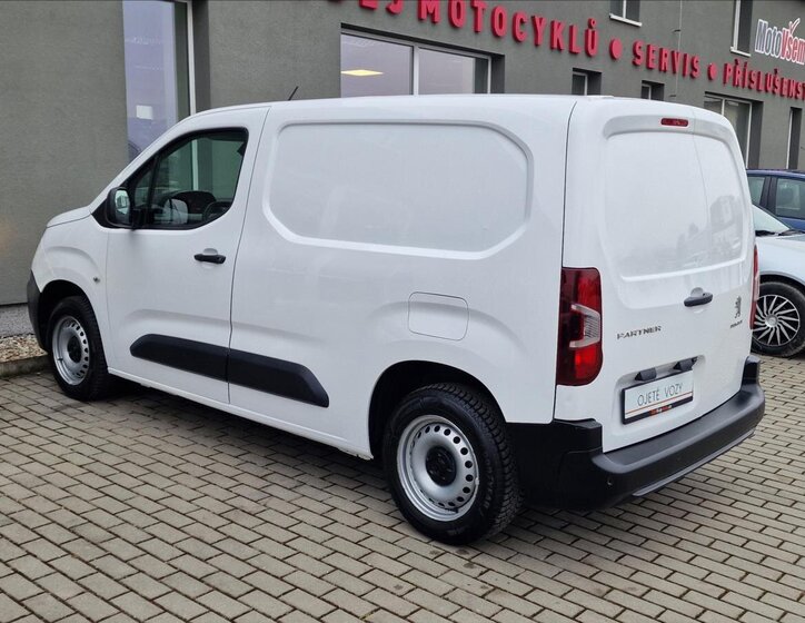 Peugeot Partner Skříň 1,2 l 81 kw