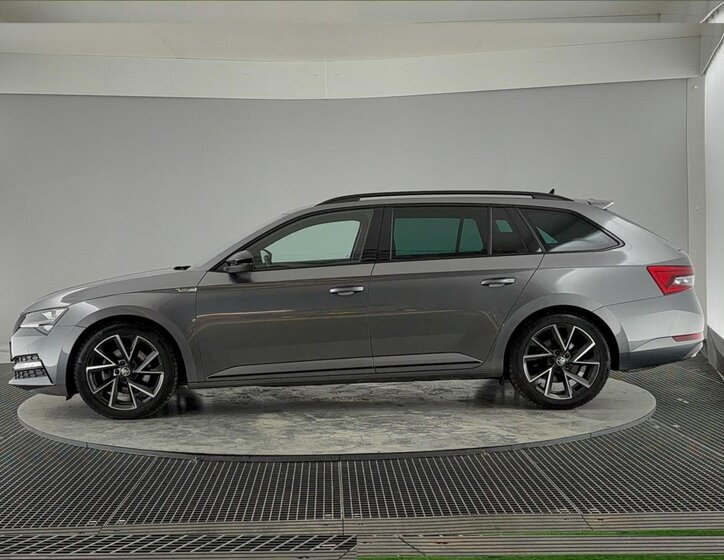 Škoda Superb Kombi 2,0 l 140 kw
