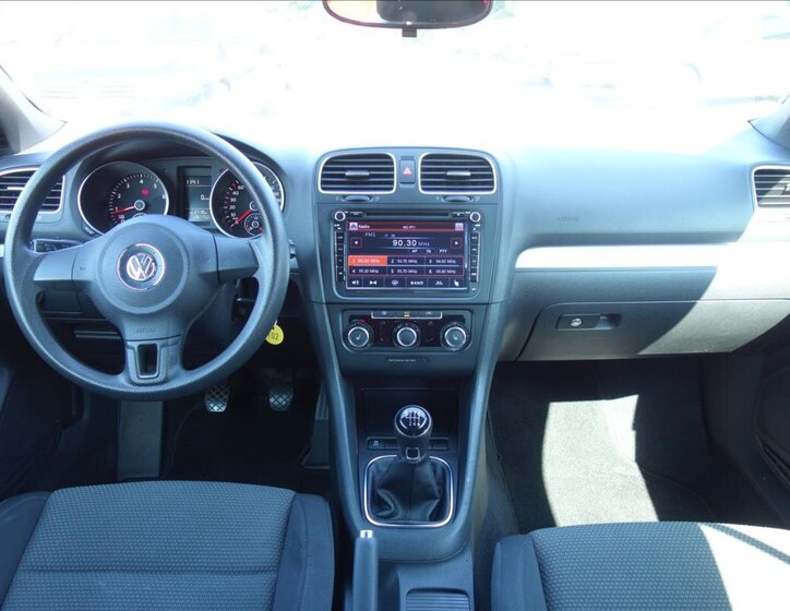 Volkswagen Golf Kabriolet 1,2 l 77 kw