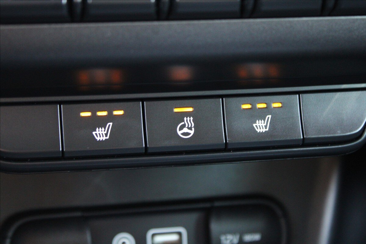 KIA Sportage SUV / Terénní 2,0 l 136 kw