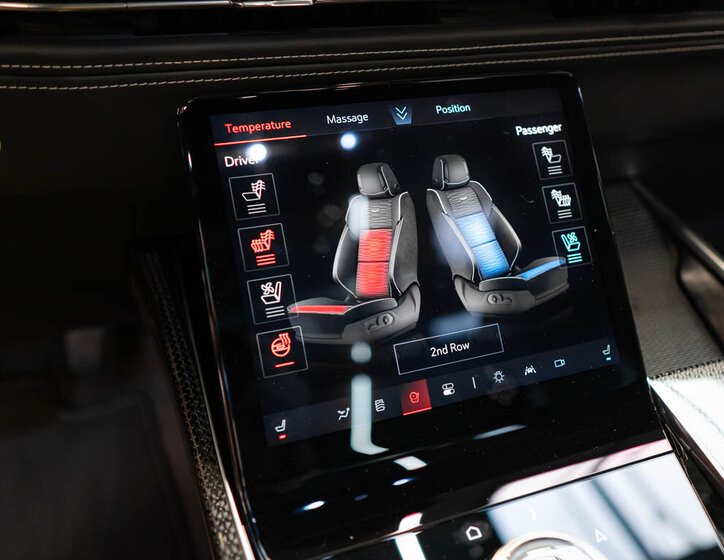 Cadillac Escalade SUV / Terénní 6,2 l 508 kw