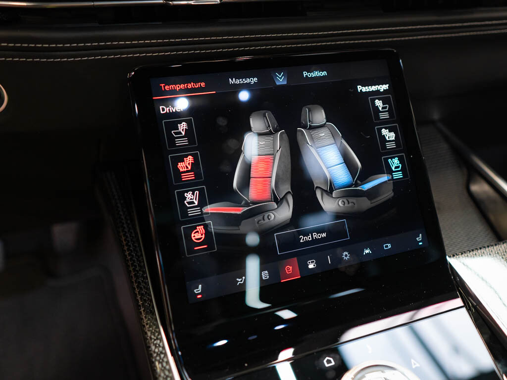 Cadillac Escalade SUV / Terénní 6,2 l 508 kw