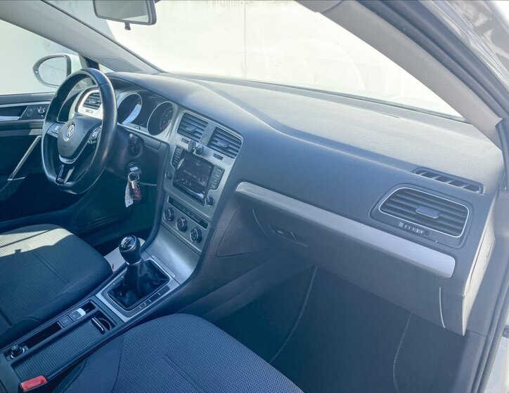 Volkswagen Golf Hatchback 1,4 l 81 kw