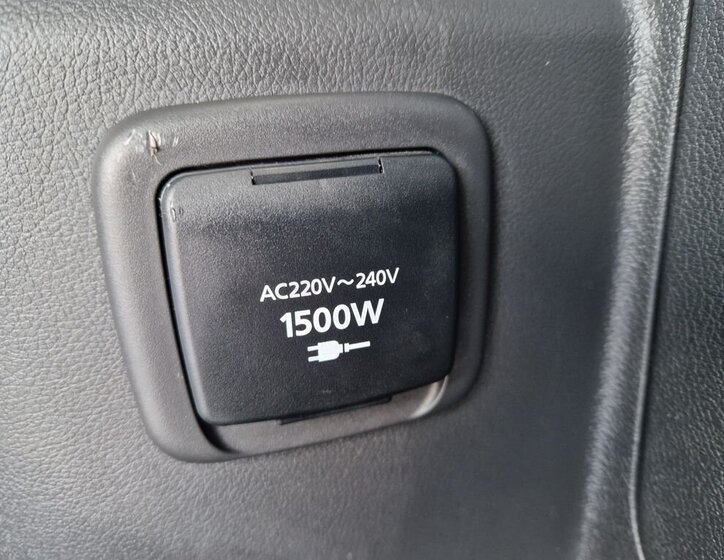 Mitsubishi Outlander SUV / Terénní 2,4 l 165 kw