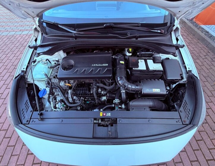 Hyundai i30 Hatchback 1,4 l 103 kw