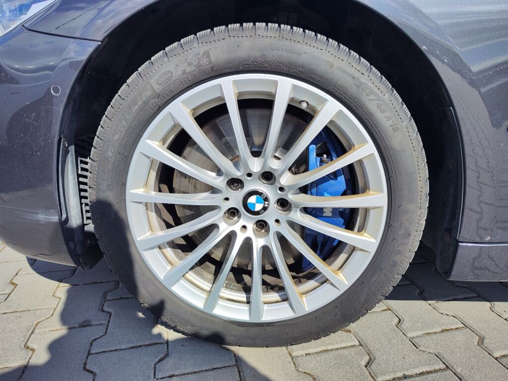 BMW Řada 5 Sedan / Limuzína 3,0 l 250 kw