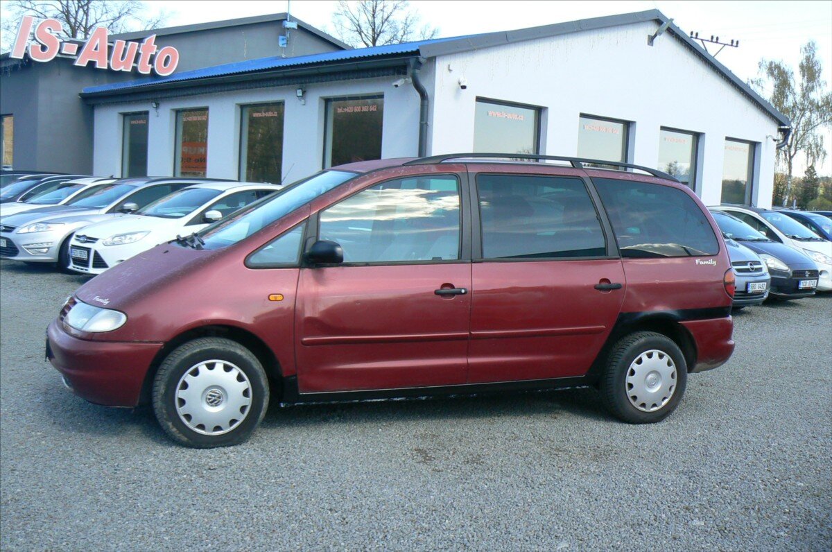 Volkswagen Sharan Kombi 1,9 l 66 kw