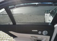 Mercedes-Benz Třídy E 12