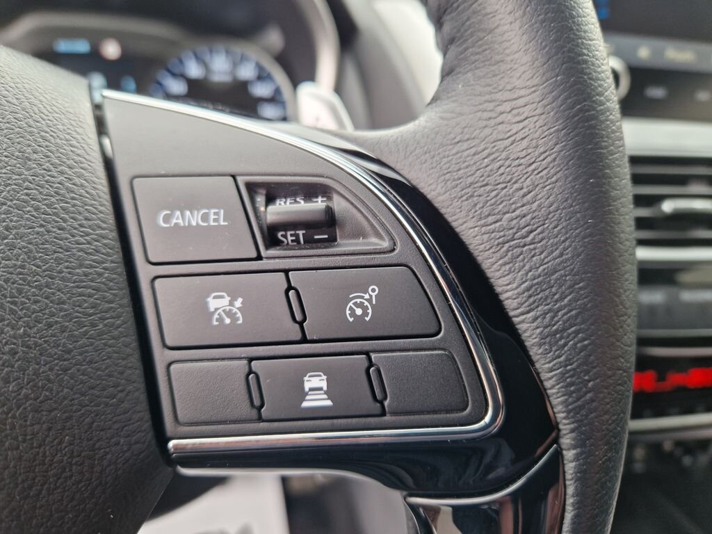 Mitsubishi Ostatní SUV / Terénní 2,4 l 138 kw