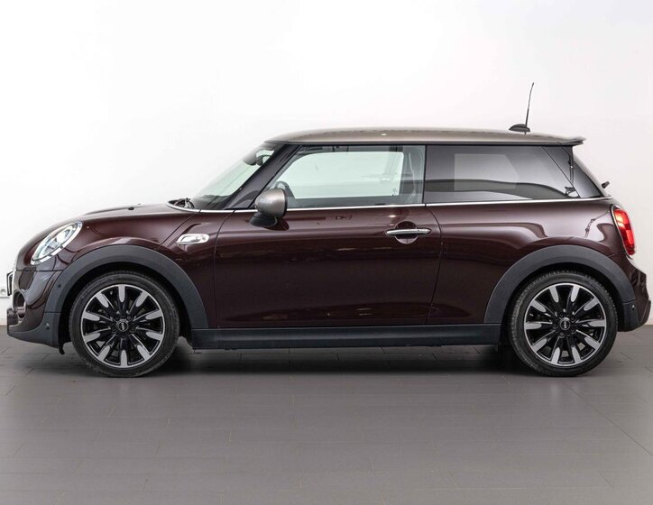 Mini Cooper Hatchback 2,0 l 141 kw