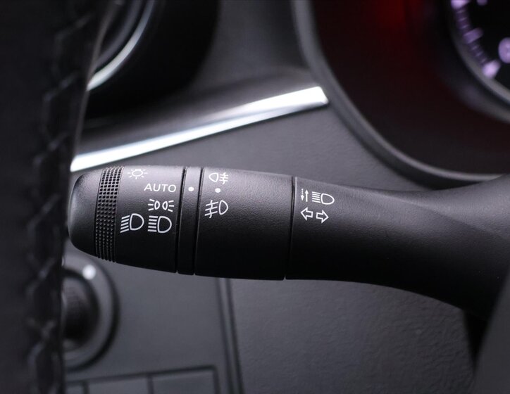 Dacia Duster SUV 999,0 67 kw