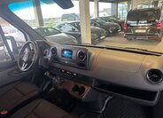 Mercedes-Benz Sprinter 14