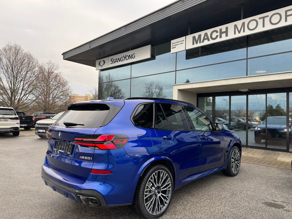 BMW X5 SUV / Terénní 4,4 l 390 kw