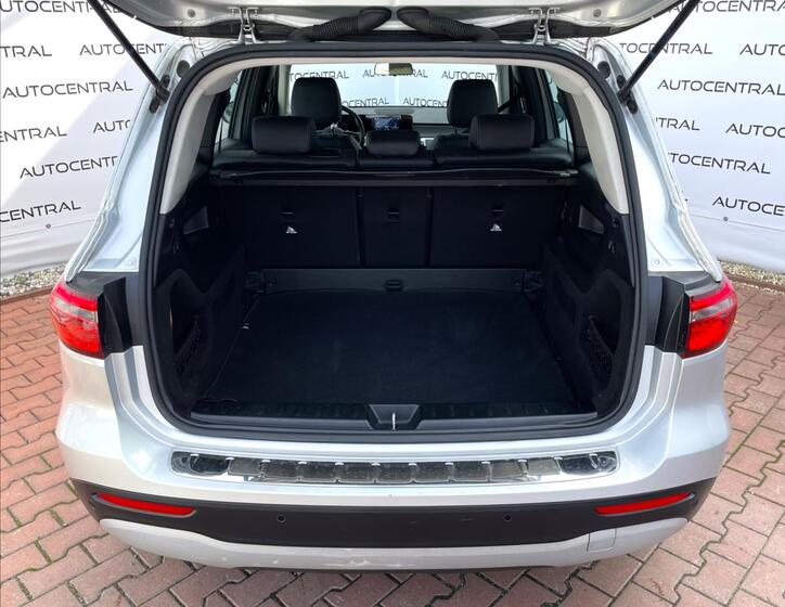 Mercedes-Benz GLB 10