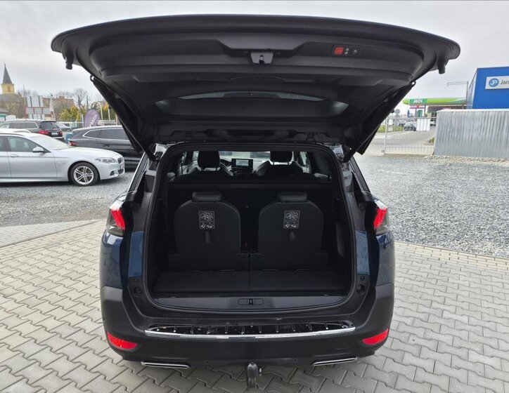 Peugeot 5008 MPV 1,6 l 133 kw